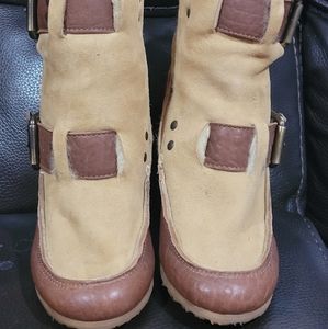 Fendi Camel Wedge Suede Fur Lined Ankle Boots